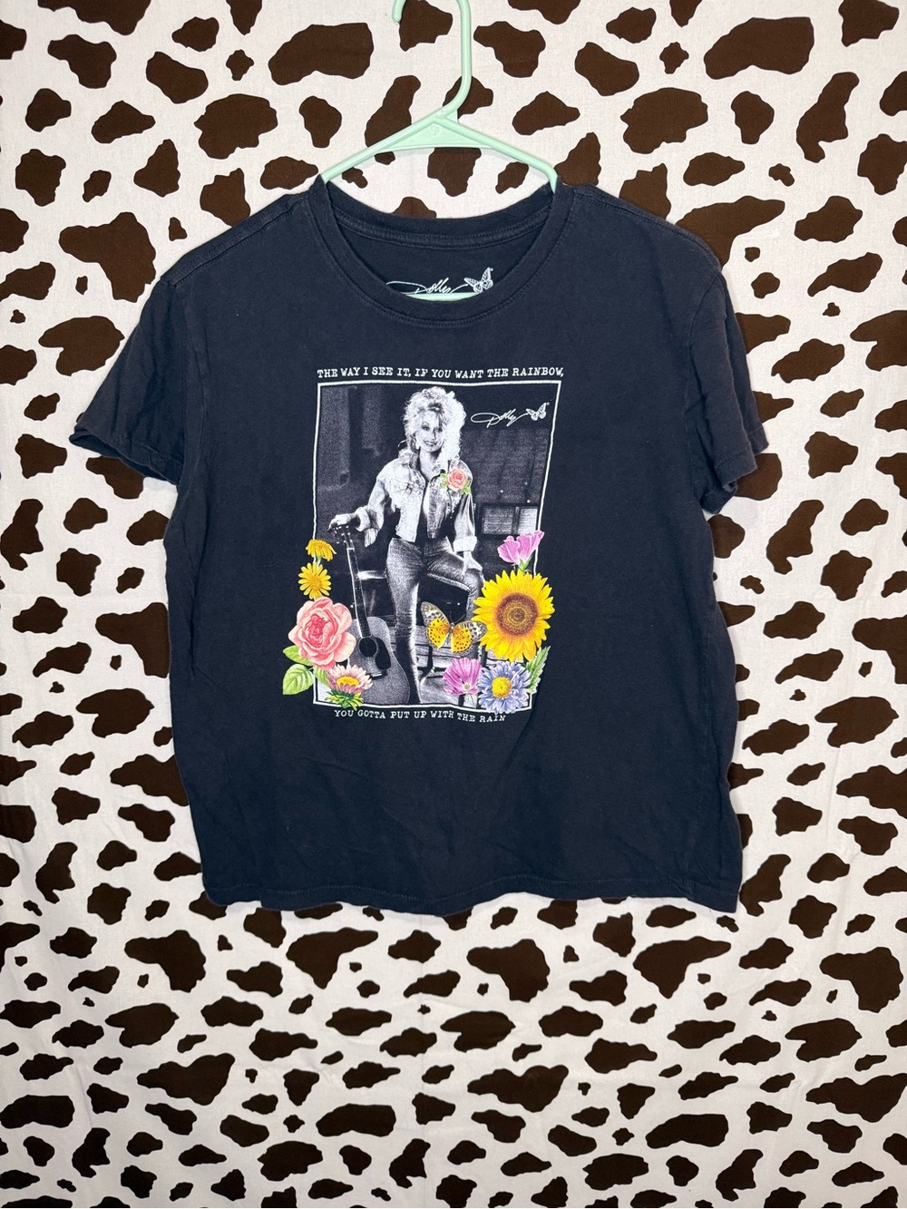 Dolly Parton Women's Medium T-Shirt Country Music Icon Graphic Short Sleeve